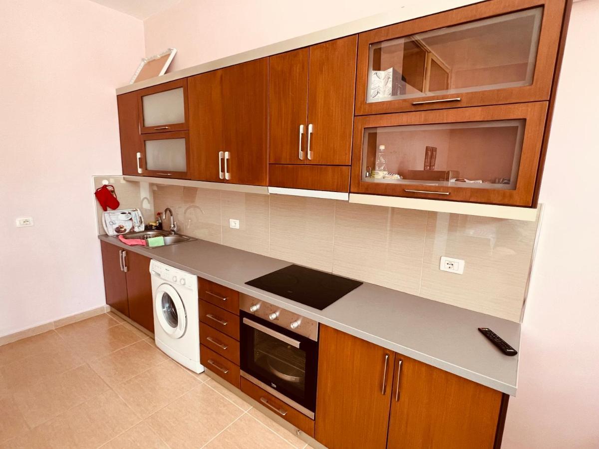 Sana Apartment Sarandë Exteriör bild